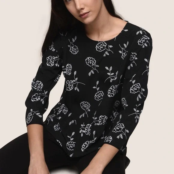 A|X Armani Exchange DEEP KEYHOLE-BACK BLOUSE - Picture 6 of 15